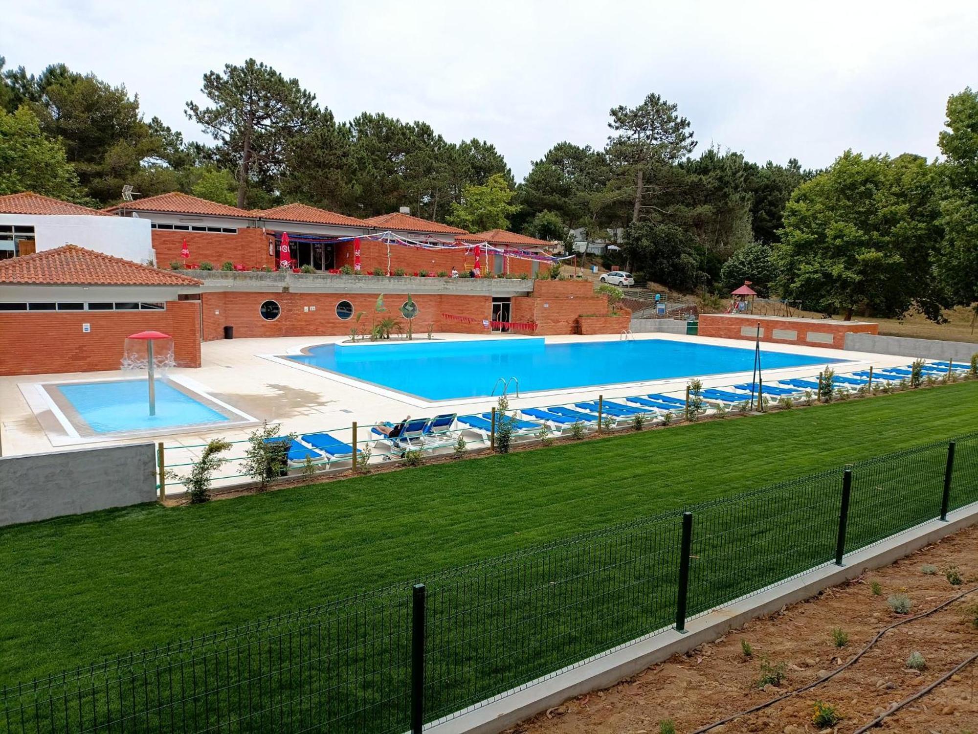 Hotel Parque De Campismo Orbitur Foz De Arelho. Foz do Arelho Exterior foto
